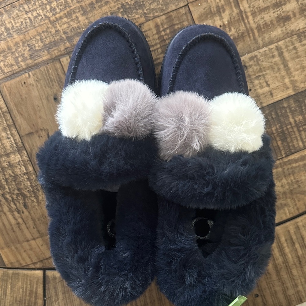 Journee Collection Navy Furry Slippers